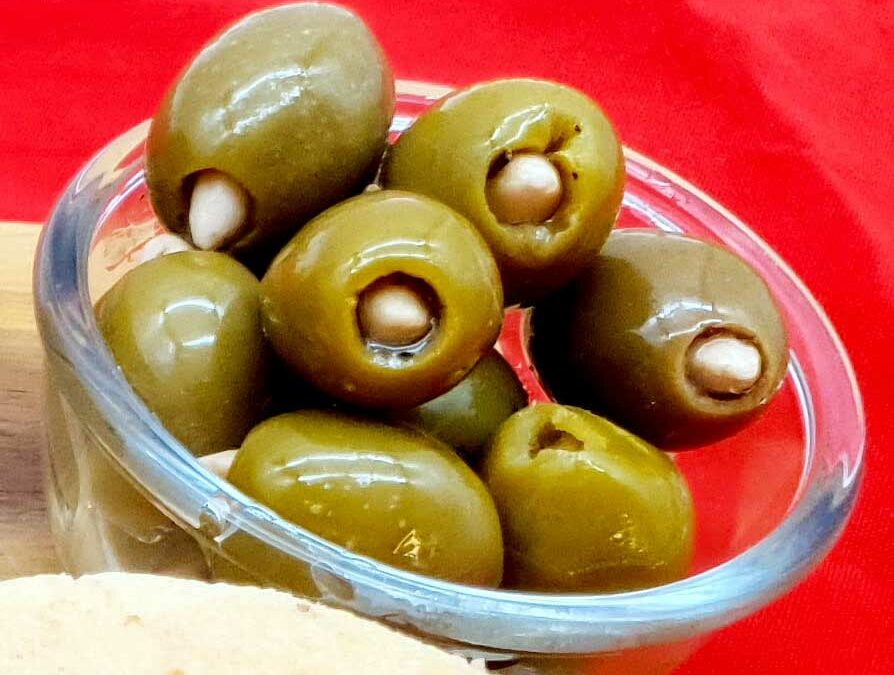 Olivas con Almendras